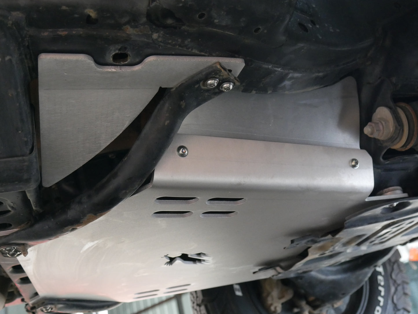 Toyota FJ Cruiser | Transmission & Catalytic Converter Skid | 2007-2014