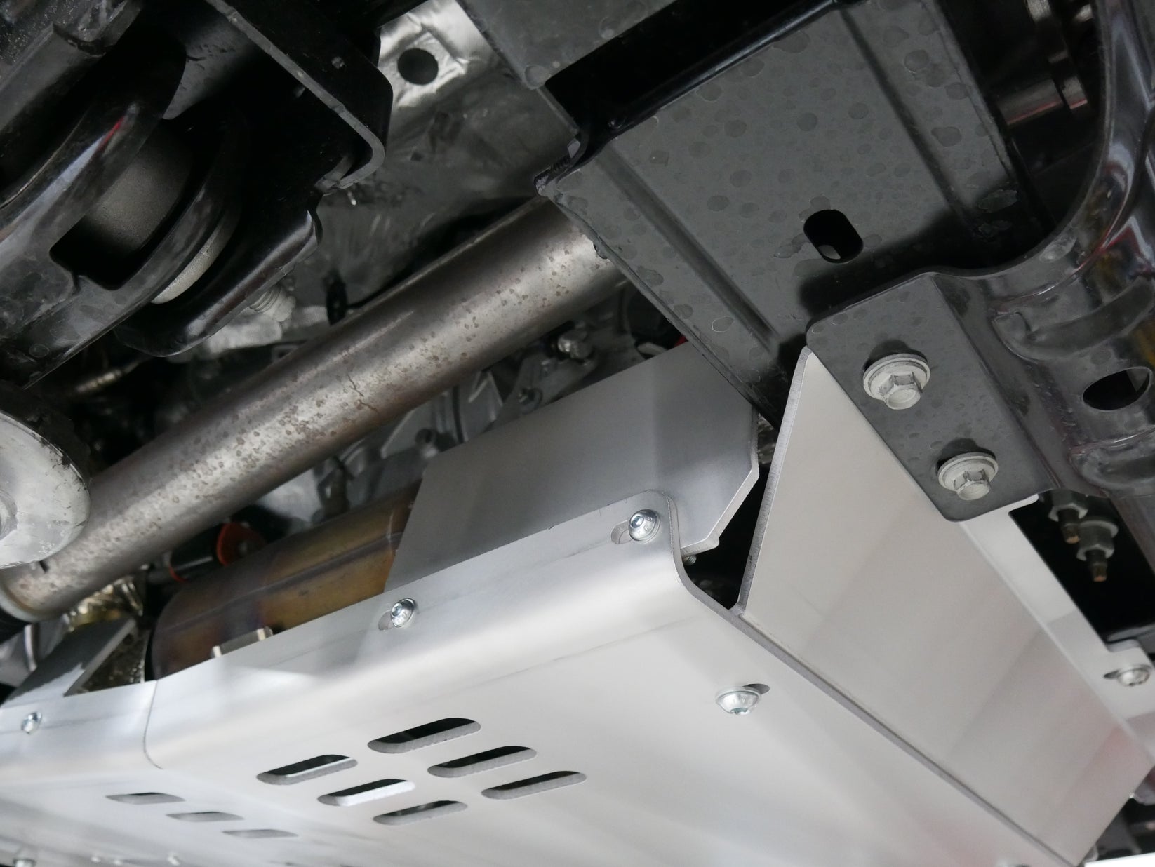 Ford F250 Catalytic Converter Shield 20202023 Gas Engine